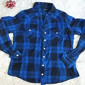 Juniors black/blue flannel button up